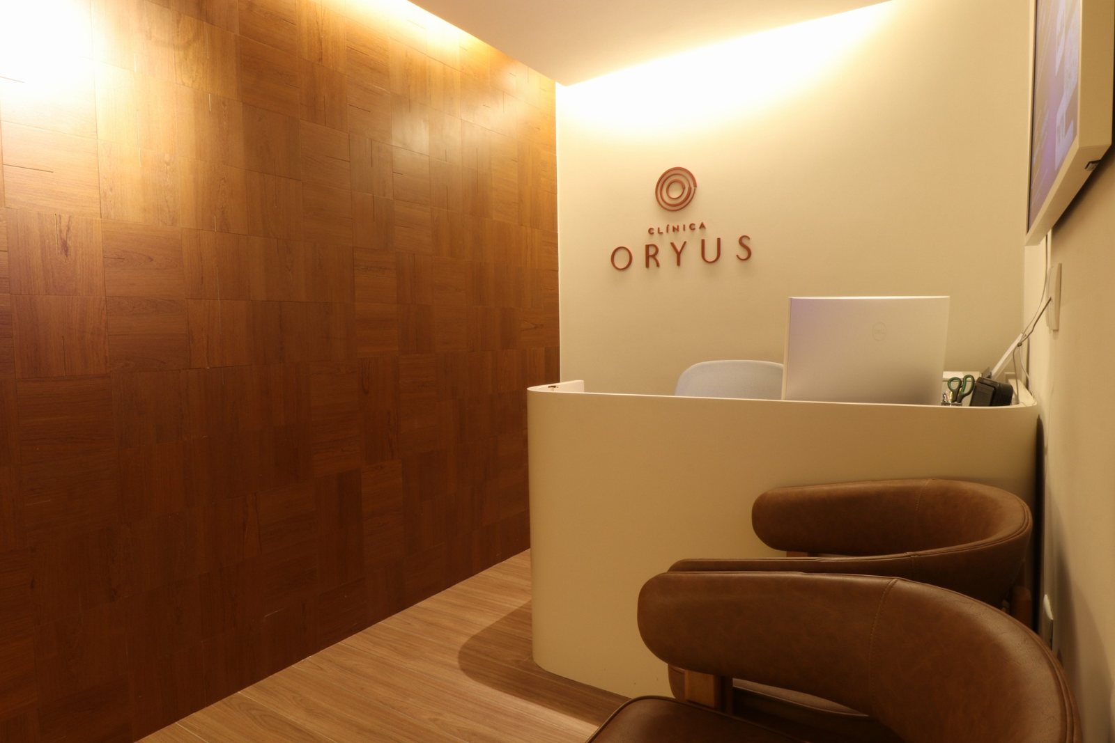 Recepção da Clínica Oryus, no Leblon