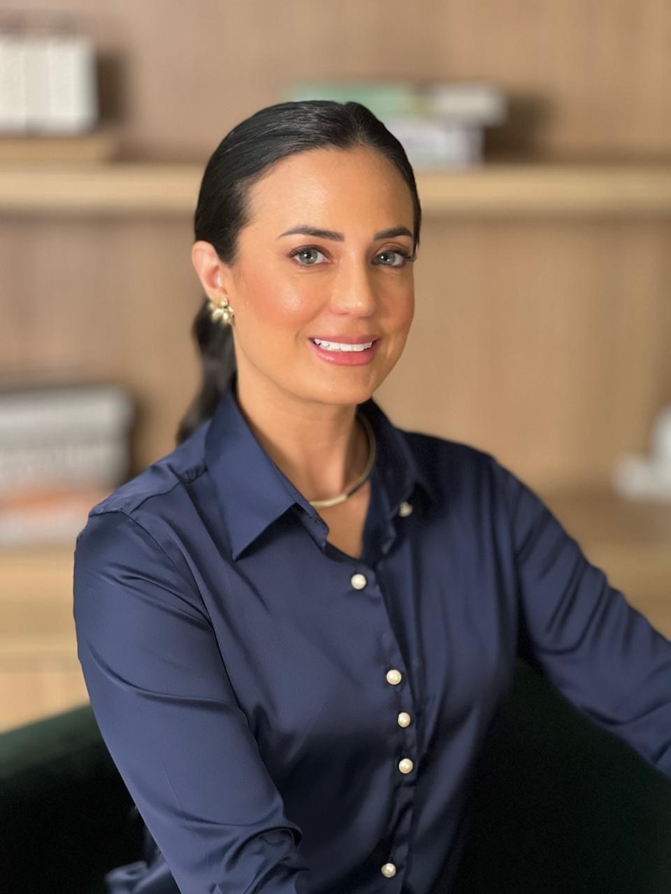 Dra. Evelyn Ciuffo, Córnea, Catarata, Lentes de Contato e Cirurgia Refrativa